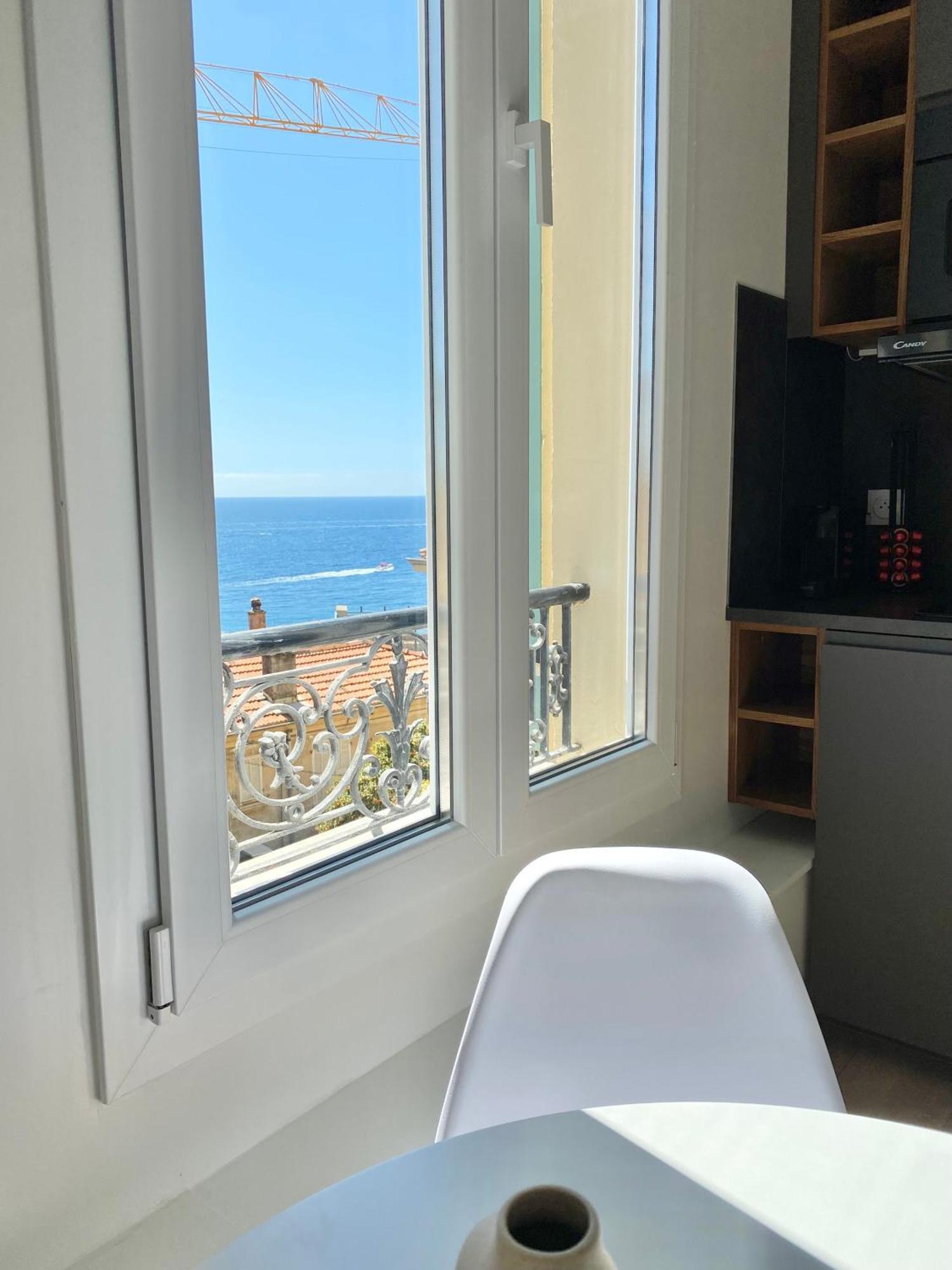 Appartement Moderne Climatise Monaco Vue Mer Cap-d'Ail Luaran gambar