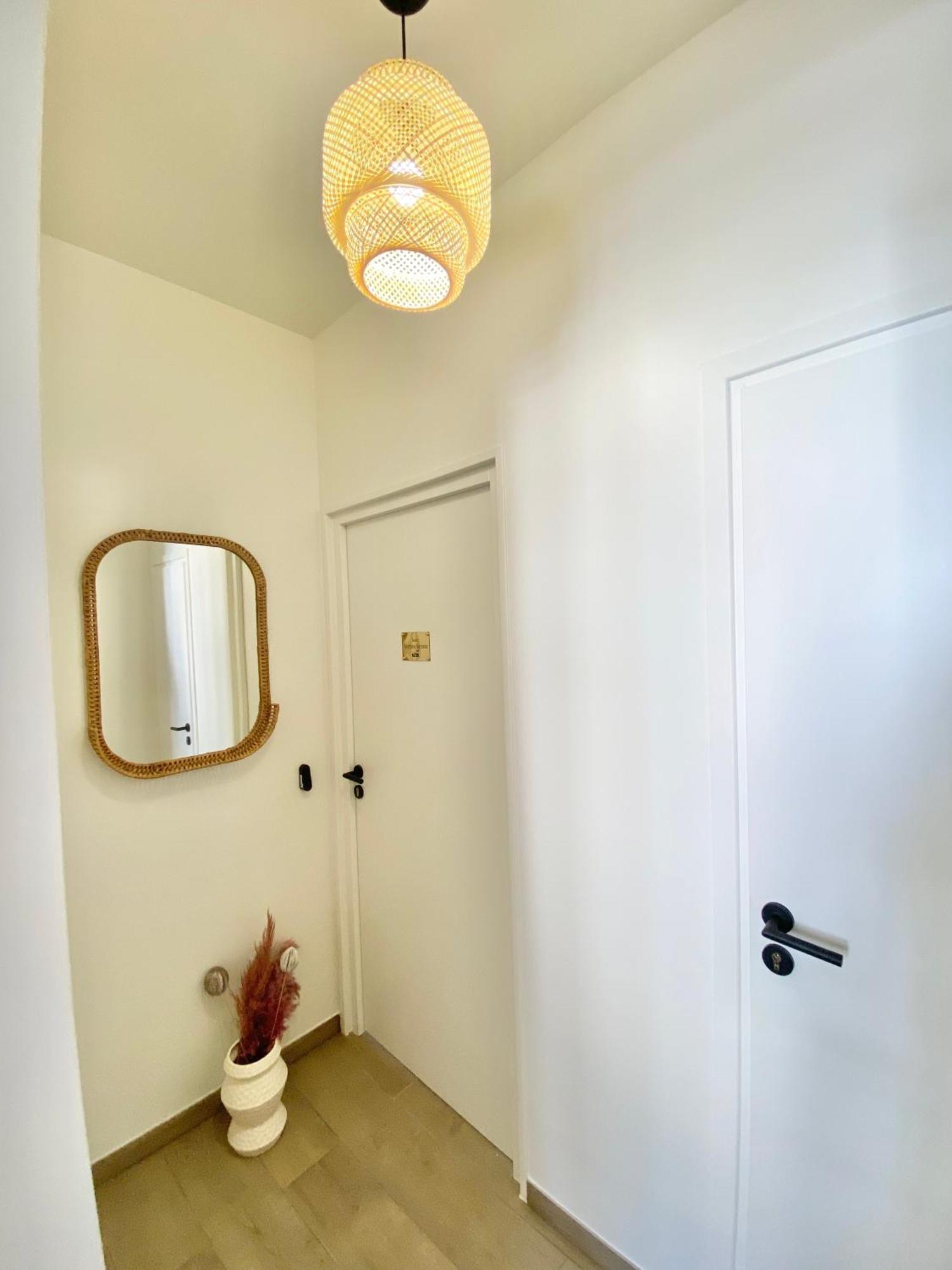 Appartement Moderne Climatise Monaco Vue Mer Cap-d'Ail Luaran gambar