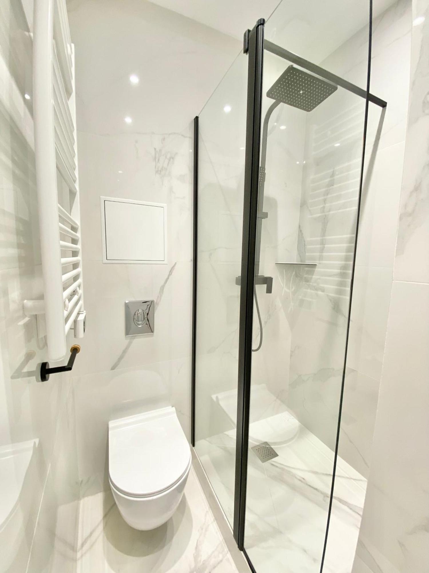 Appartement Moderne Climatise Monaco Vue Mer Cap-d'Ail Luaran gambar